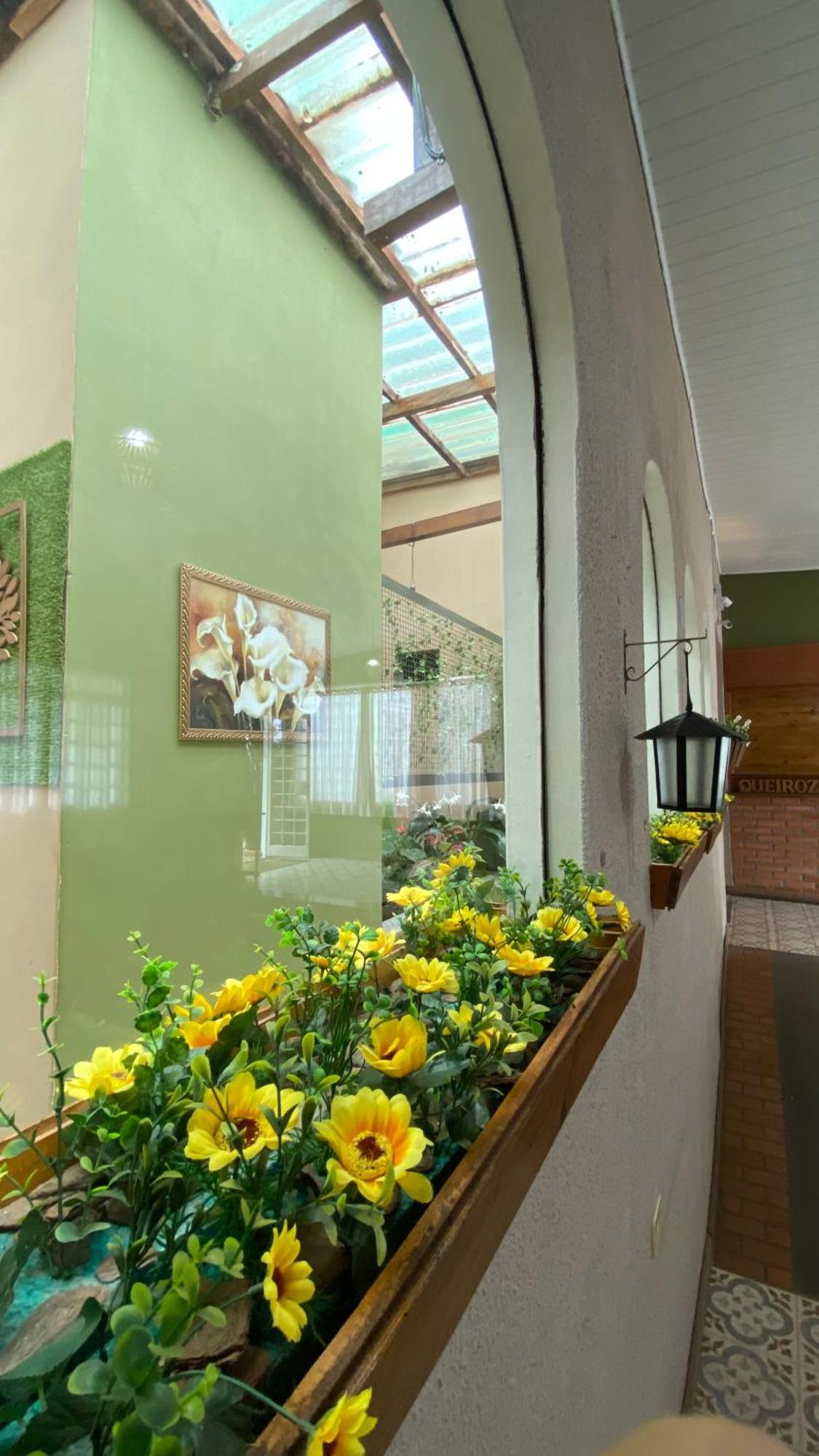 Queiroz Palace Hotel Siqueira Campos Exterior foto